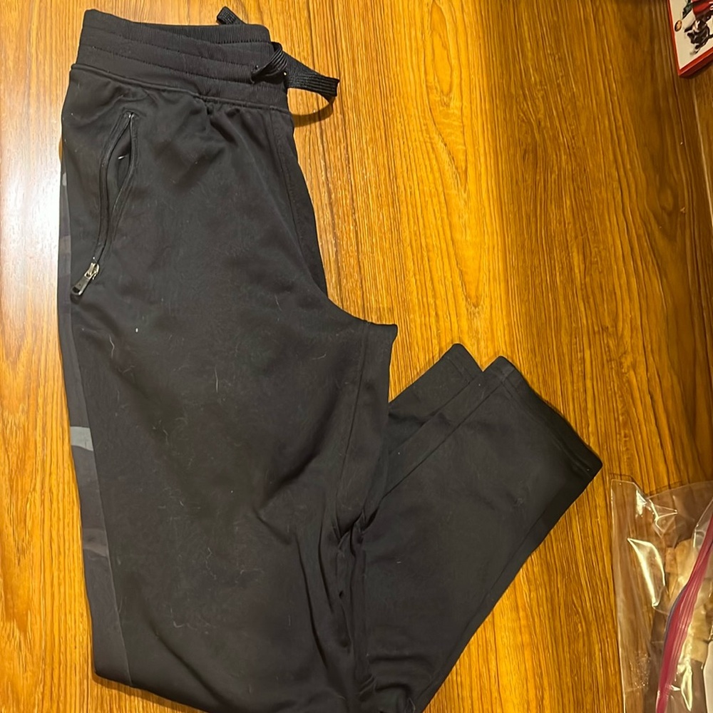 Boys cold gear tapered sweatpants